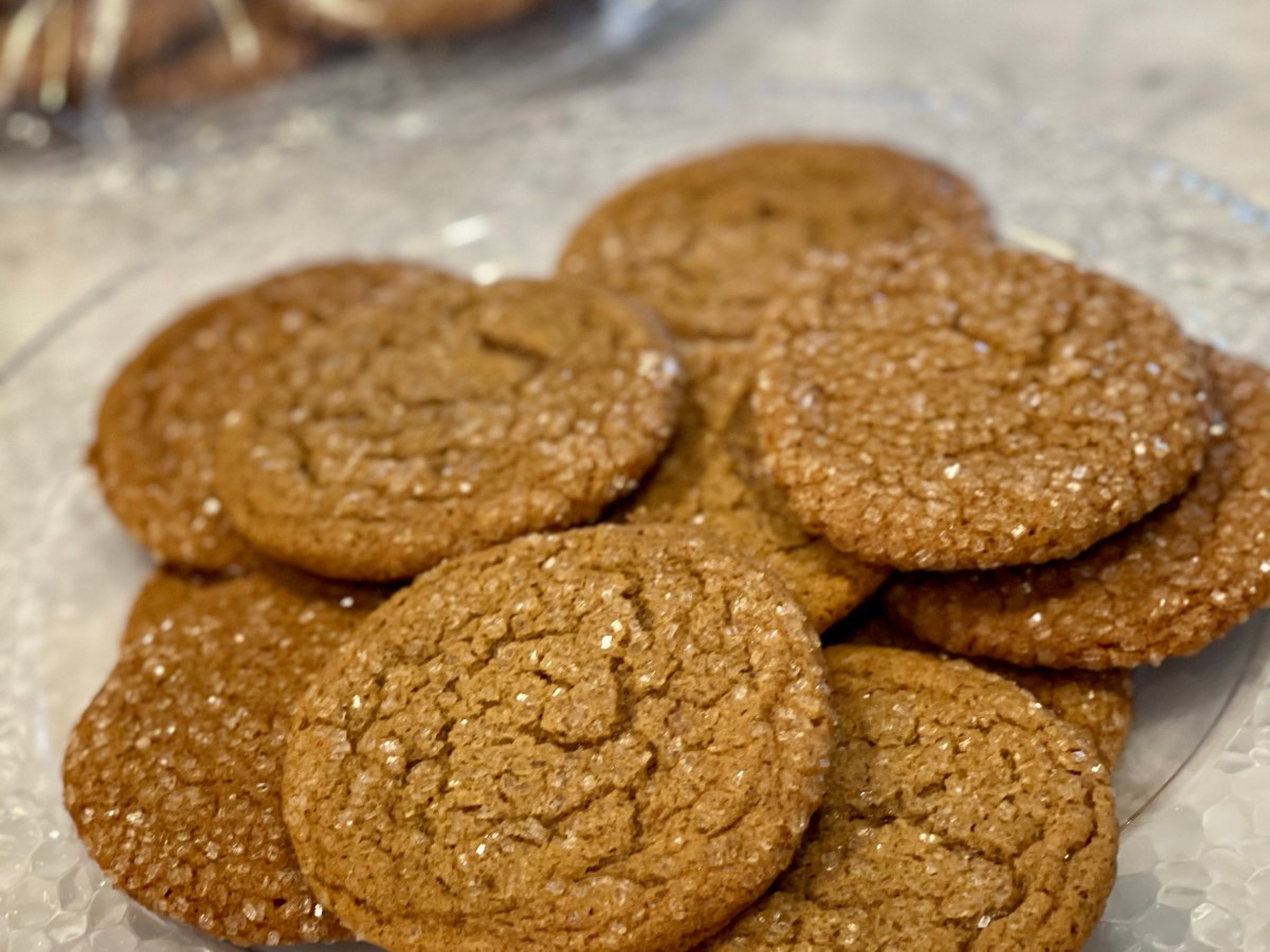 Easy Molasses Cookies